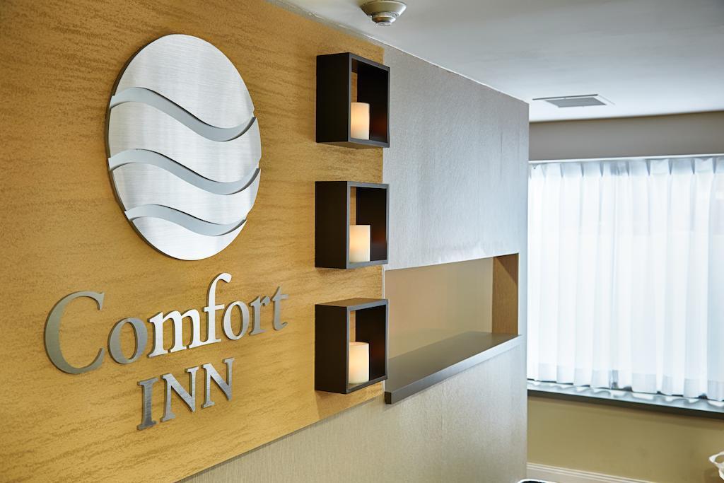Comfort Inn East Moncton Exterior foto